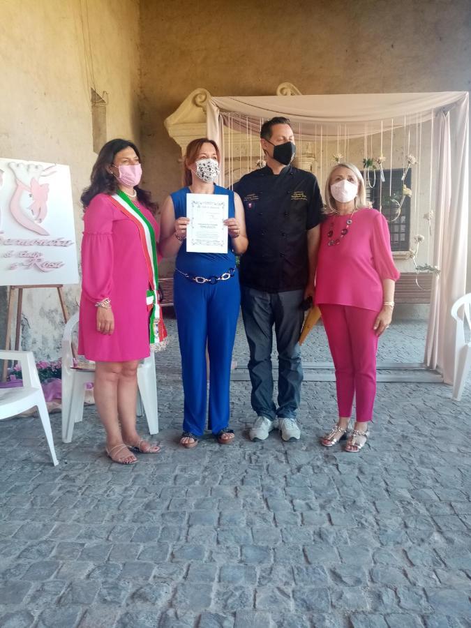 La Bella Ninfa Bed & Breakfast Sermoneta Ngoại thất bức ảnh